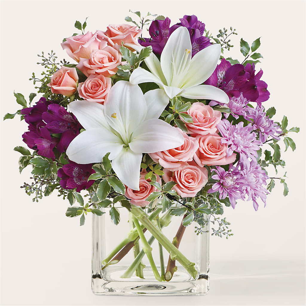 Mani Pedi Bouquet – Blossom Street Florist, Lauderhill FL