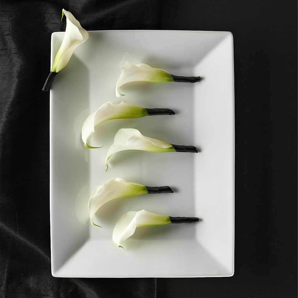 Calla Lily Promise Boutonniere – Blossom Street Florist, Lauderhill FL