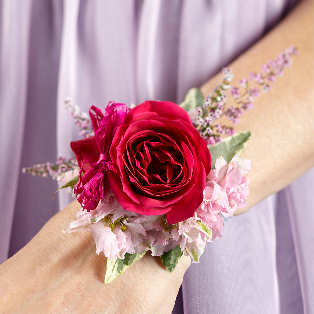 Rose Charm Corsage – Blossom Street Florist, Lauderhill FL