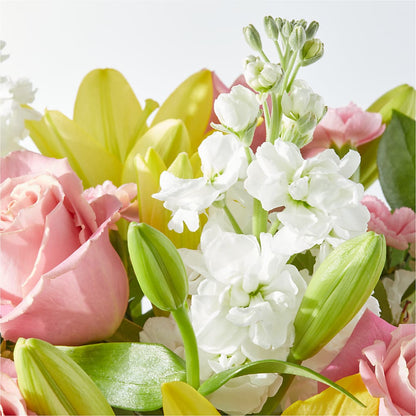 Garden Delight Bouquet –  Blossom Street Florist, Lauderhill FL