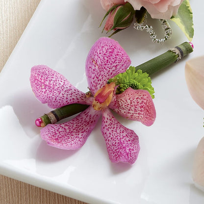 Pink Mokara Boutonniere –  Blossom Street Florist, Lauderhill FL